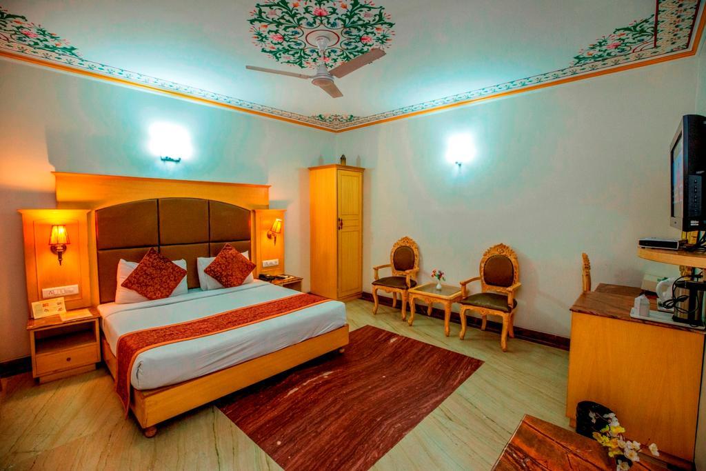Готель Nahargarh Haveli Джайпур Екстер'єр фото